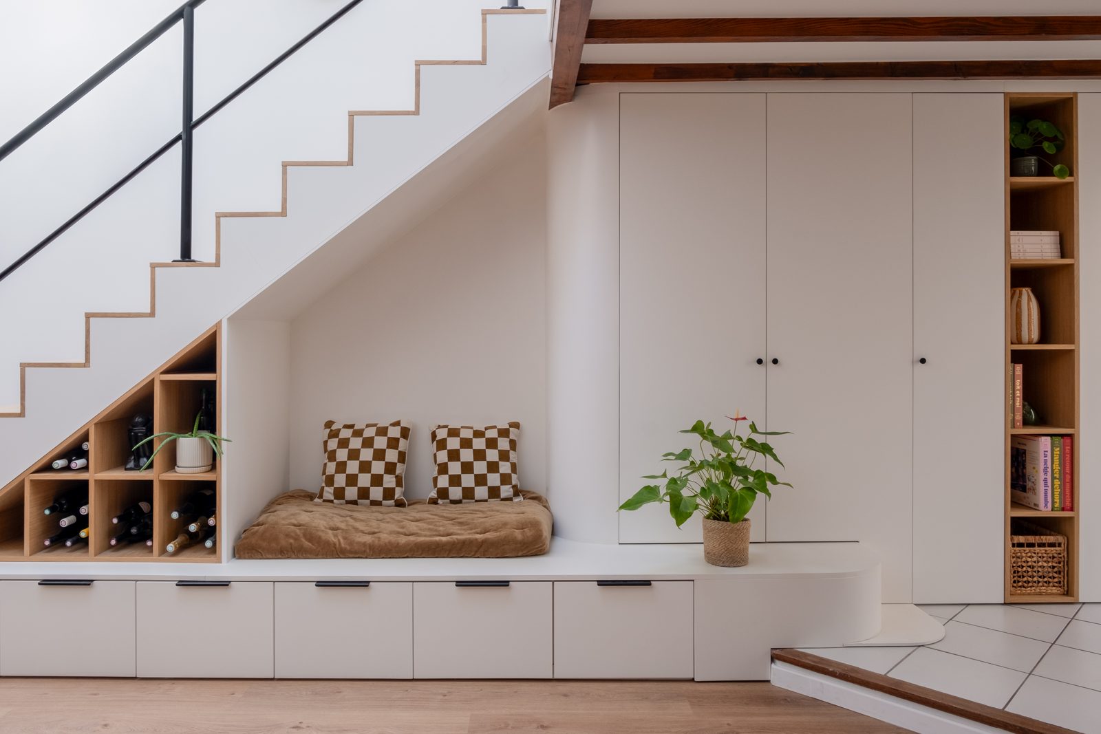 Meuble et escalier sur-mesure conçus par Wellsat à Lyon