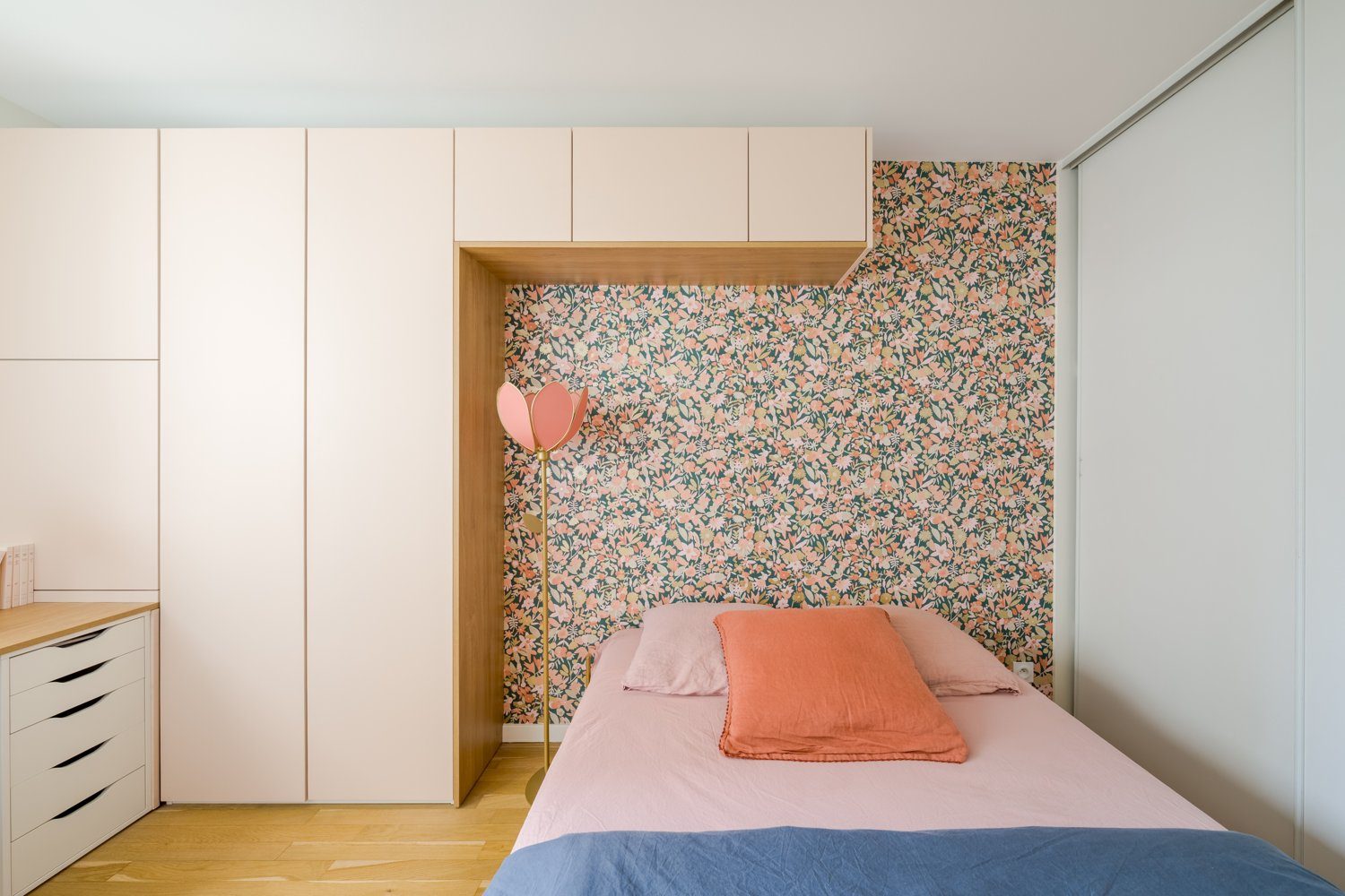 Projet Camille Roy, appartement rosé et bois à Lyon