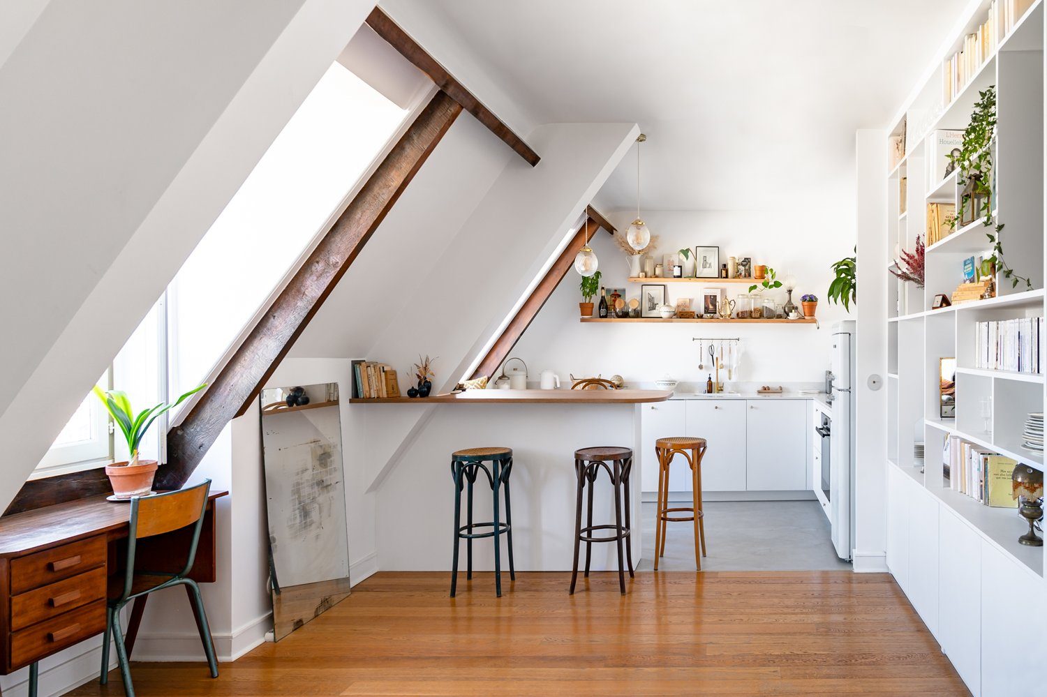 Parquet clair et lumineux dans un intérieur à Lyon